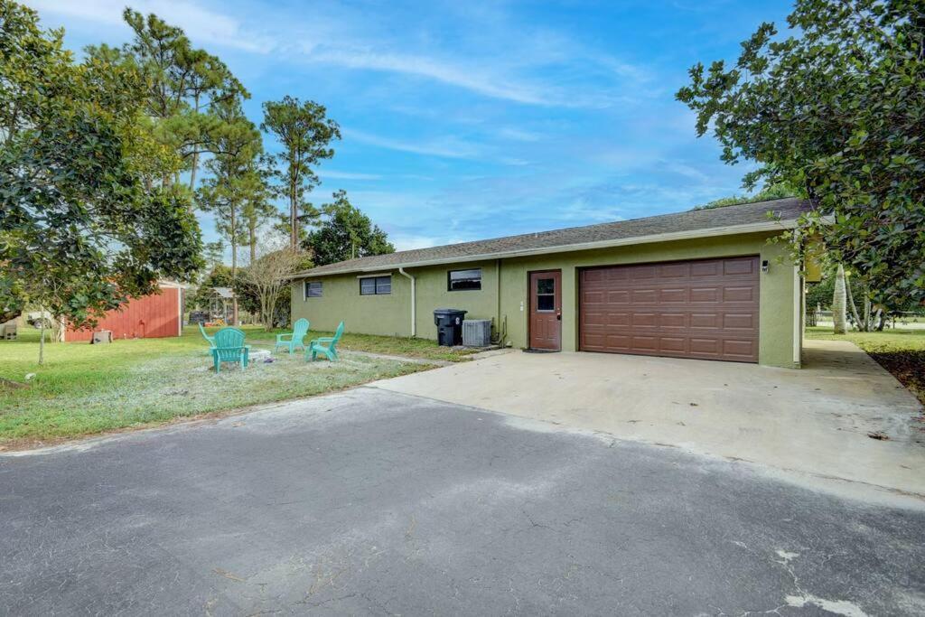 Ananda Farmhouse And Retreat. Lake Worth Beach Exterior photo